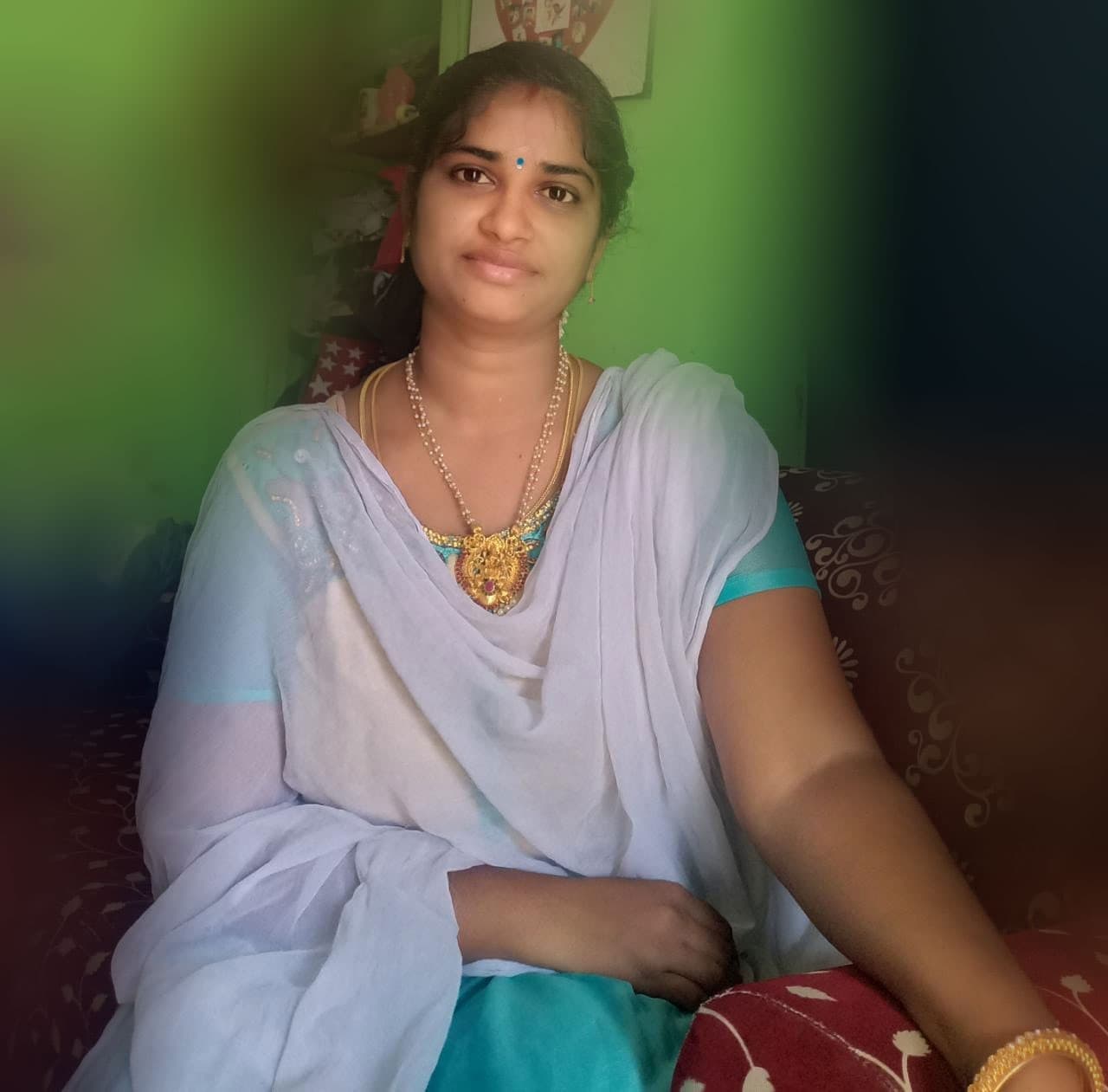 Subhashini அவர்களின் படம்