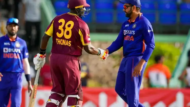 இந்தியாவிற்கு எதிராக அதிரடி காட்ட 2 ஆண்டுகளுக்கு பிறகு மீண்டும் வெஸ்ட் இண்டீஸ் அணியில் இணைந்த அதிரடி வீரர்.