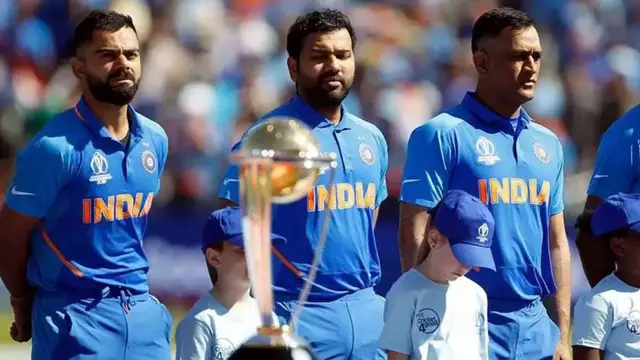 வேறு எந்த கேப்டனும் உலக கோப்பையை வெல்ல கூடாது என்று தோனி நினைத்தார் – யுவராஜ் சிங் தந்தை குற்றசாட்டு.
