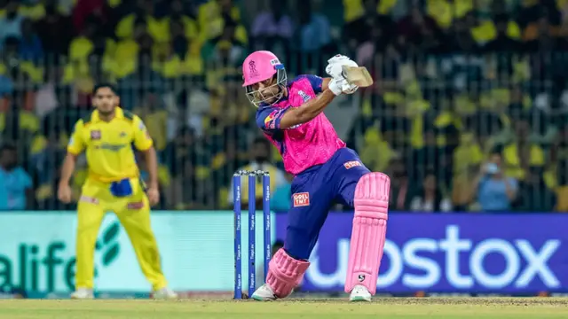 “எனது தாய் அவருடைய தங்க செயின்னை விற்று என்னை கிரிக்கெட் விளையாட வைத்தார்“- மனம் திறந்து பேசிய துருவ் ஜூரேல்.